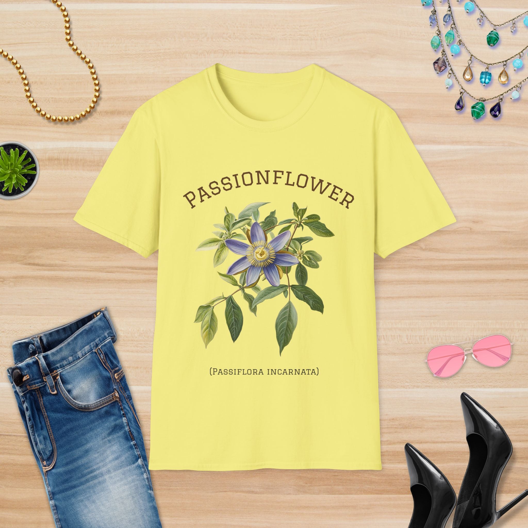 Passionflower: T-Shirt