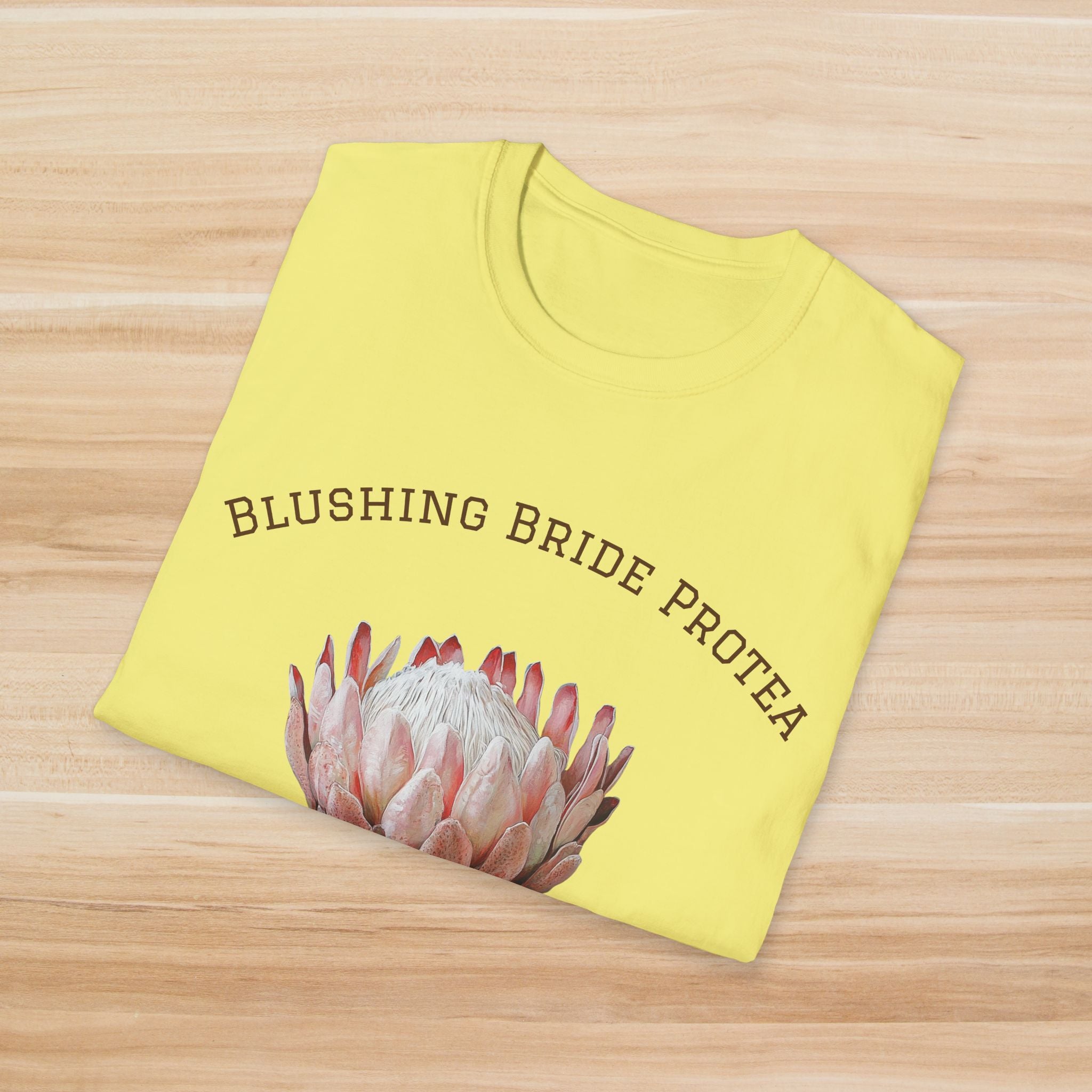 Blushing Bride Protea: T-Shirt